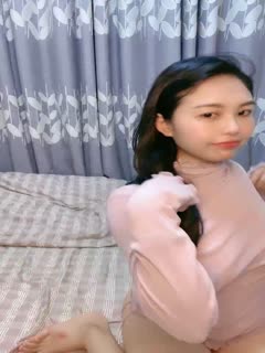 顶的速度越来越快过程从背后